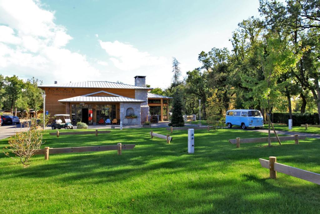 Albirondack Camping Lodge & Spa Exteriér fotografie
